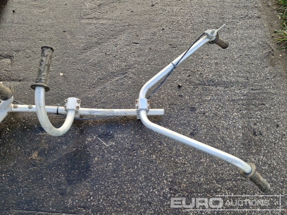 Peralatan beton Walk Behind Concrete Screed (2 of): gambar 11