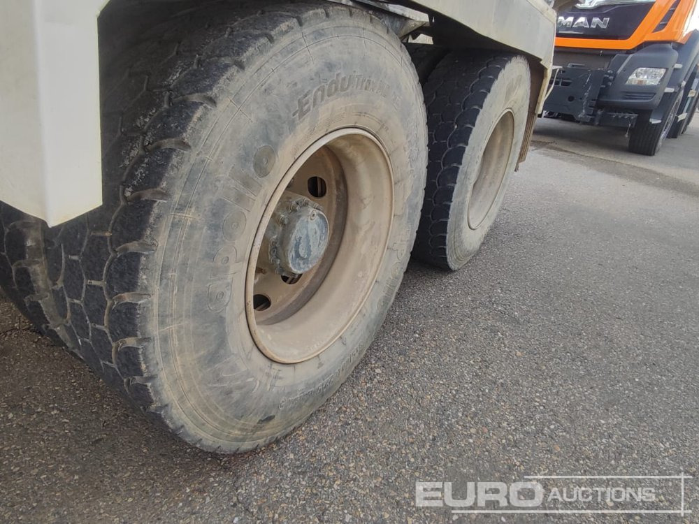 2004 Renault 370 DCI - Truk pengaduk beton: gambar 5 2004 Renault 370 DCI - Truk pengaduk beton: gambar 5