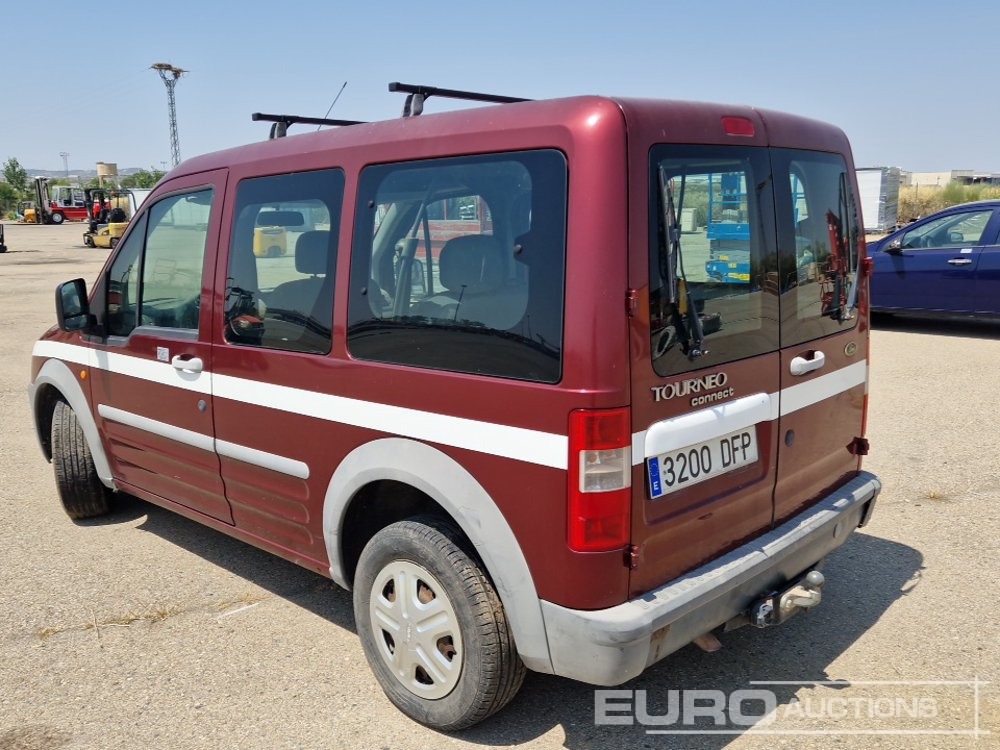 2005 Ford Transit Connect - Van penumpang: gambar 3 2005 Ford Transit Connect - Van penumpang: gambar 3
