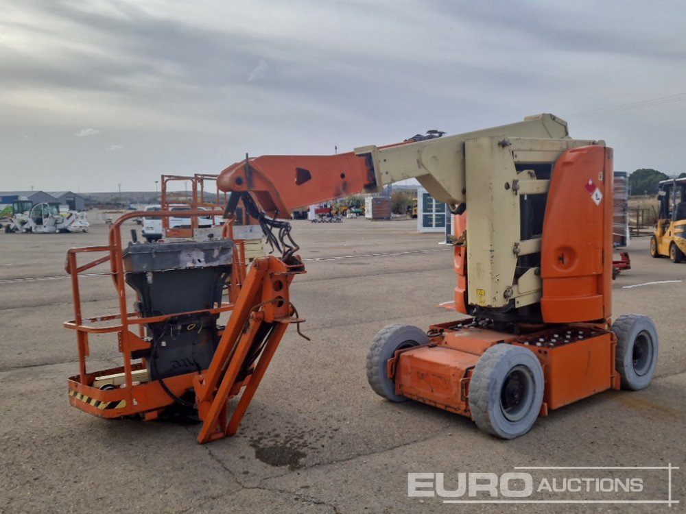 2005 JLG E300AJP - Boom artikulasi: gambar 5 2005 JLG E300AJP - Boom artikulasi: gambar 5