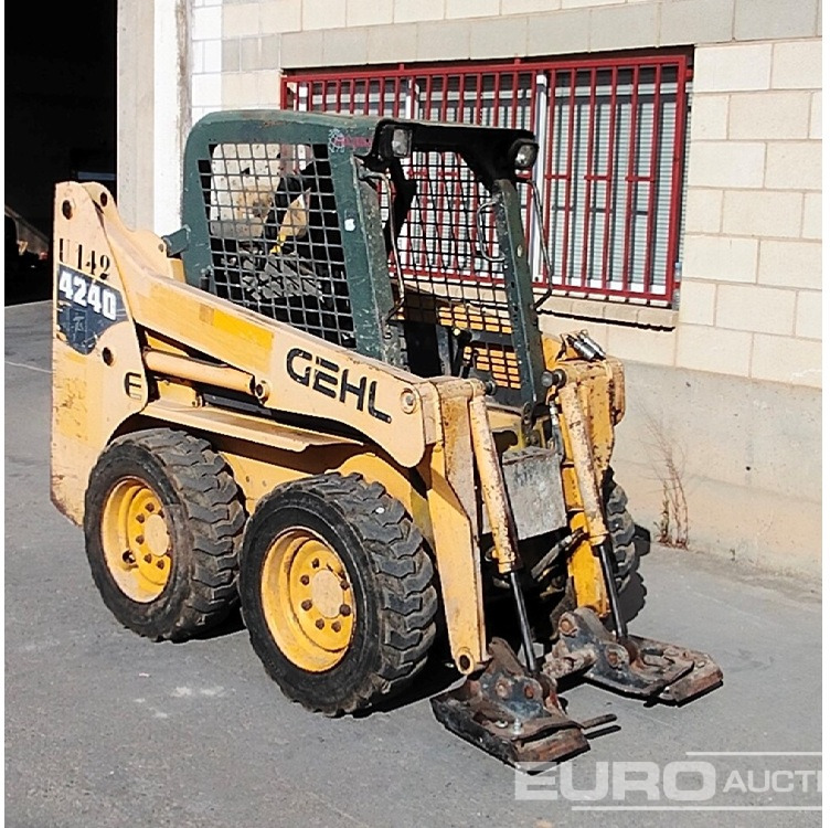 2006 Gehl SL4240 - Skid steer: gambar 3 2006 Gehl SL4240 - Skid steer: gambar 3