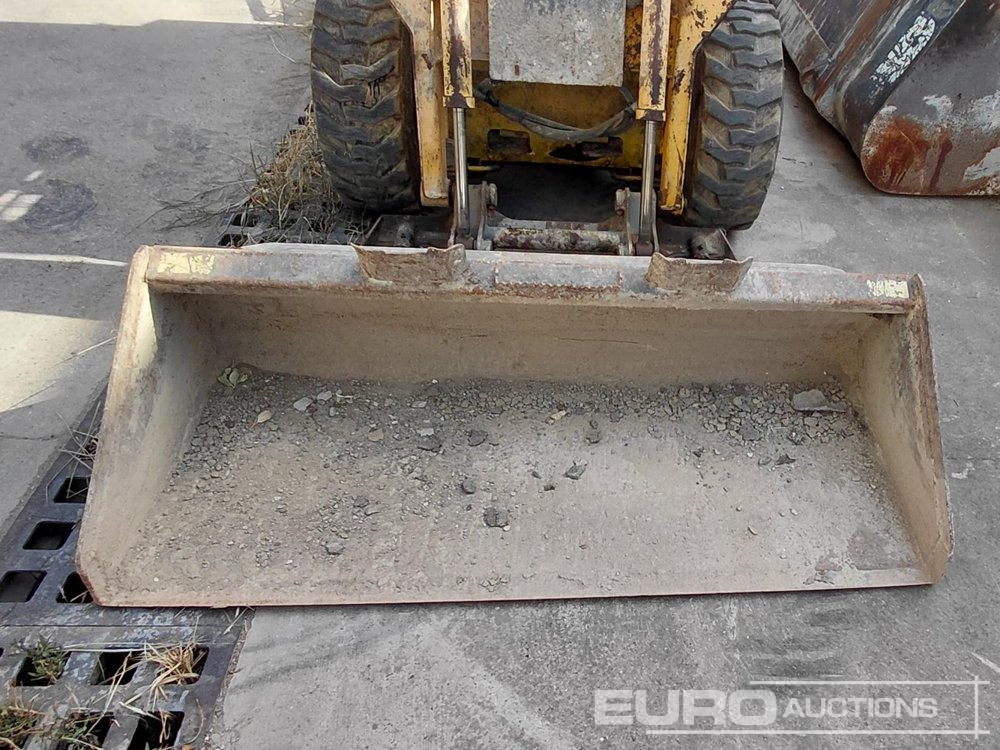 2006 Gehl SL4240 - Skid steer: gambar 4 2006 Gehl SL4240 - Skid steer: gambar 4