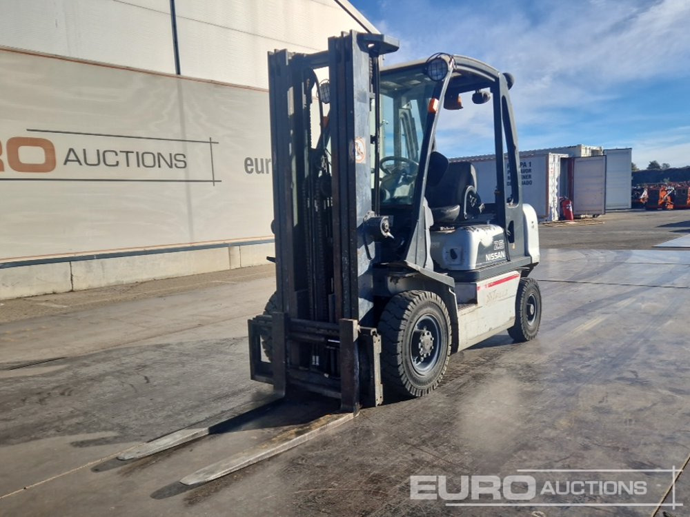 2008 Nissan 25 - Forklift: gambar 1 2008 Nissan 25 - Forklift: gambar 1