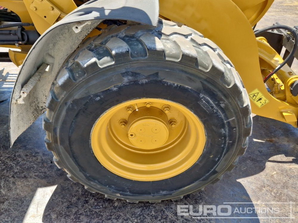 Wheel loader 2010 CAT 908H: gambar 12