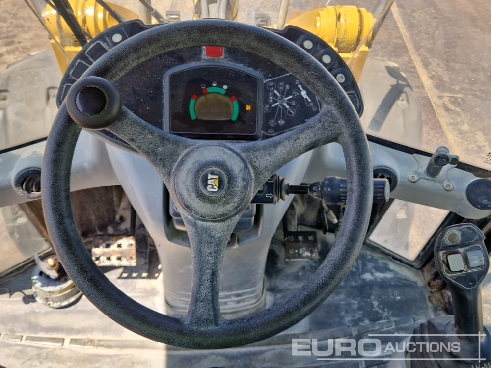 Wheel loader 2010 CAT 908H: gambar 22