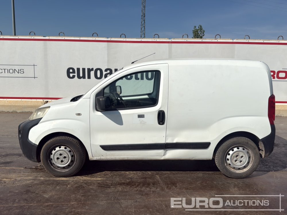 2012 Fiat Fiorino - Van kecil: gambar 2 2012 Fiat Fiorino - Van kecil: gambar 2