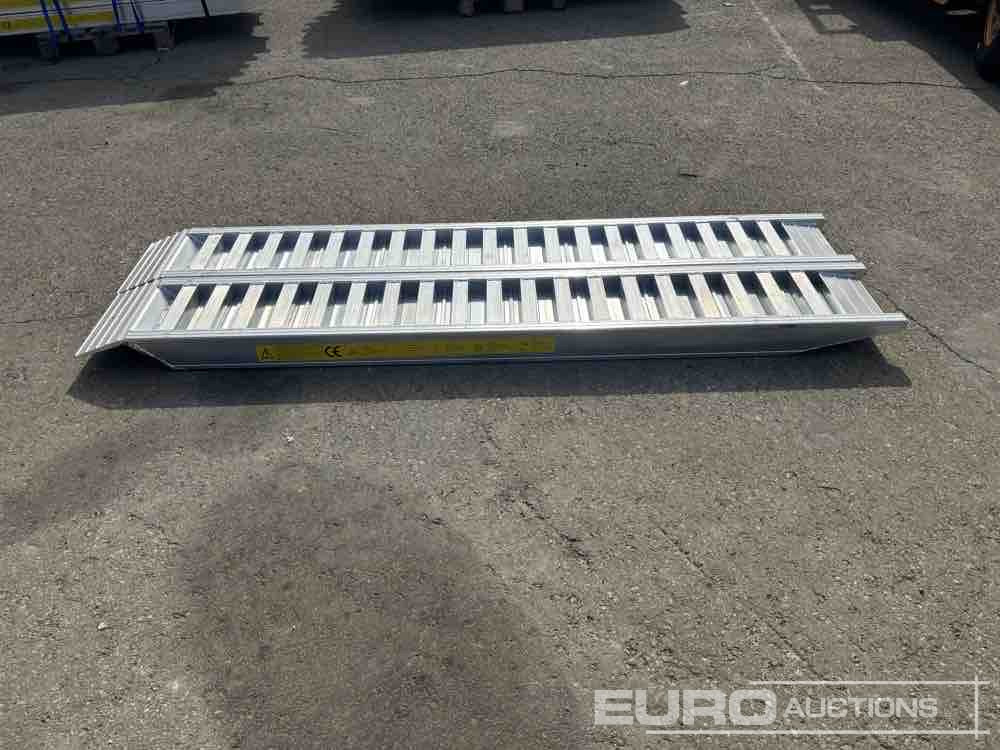 Membangun inventaris Aluminium Ramp (2 of) (250cm Length, 6Ton Capacity): gambar 8