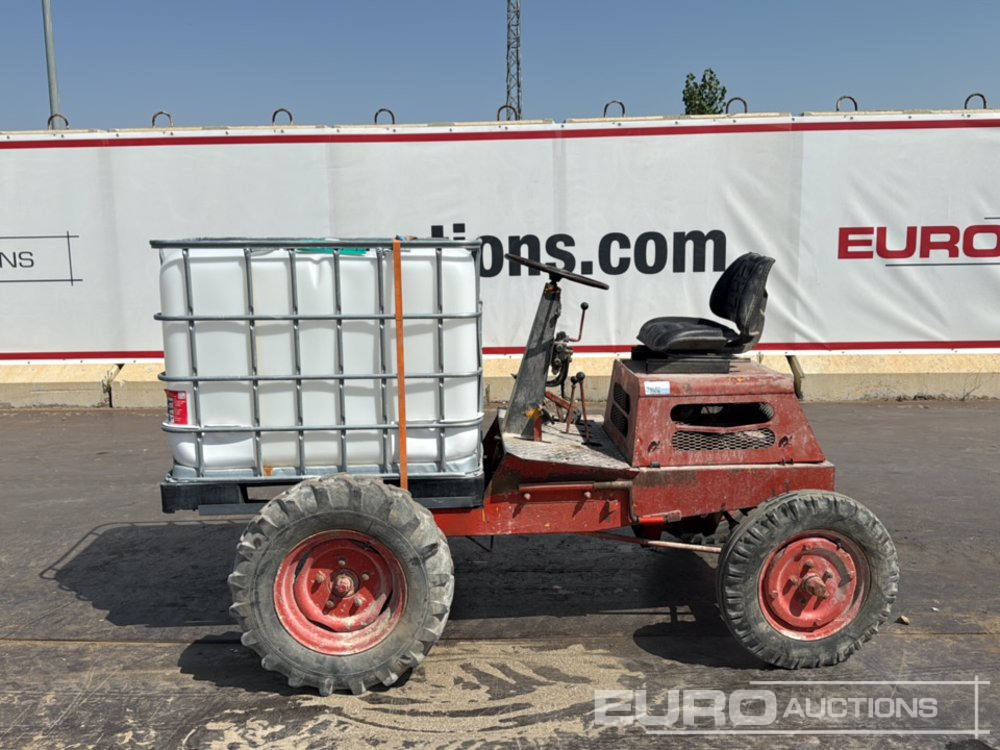 Compact Tractor, Water Tank - Traktor kompak: gambar 2 Compact Tractor, Water Tank - Traktor kompak: gambar 2