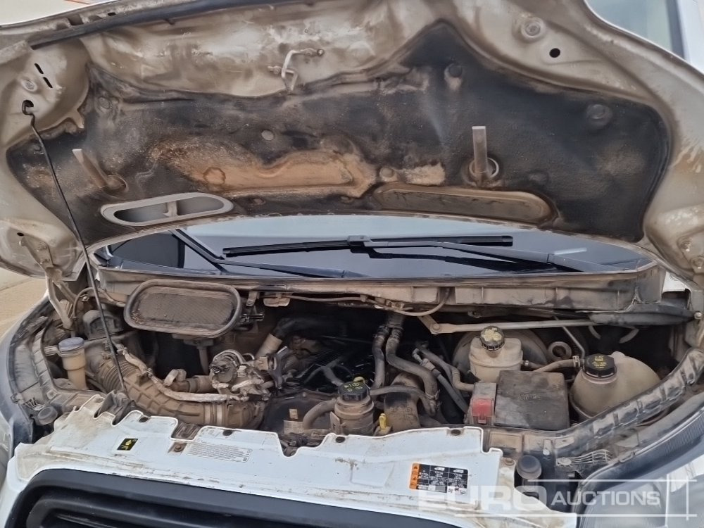 Van panel Ford Transit: gambar 25