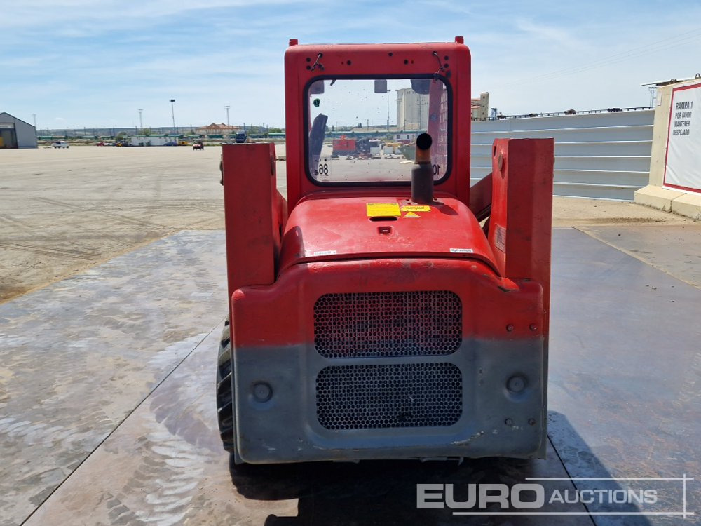 Komatsu SK-714 - Skid steer: gambar 4 Komatsu SK-714 - Skid steer: gambar 4
