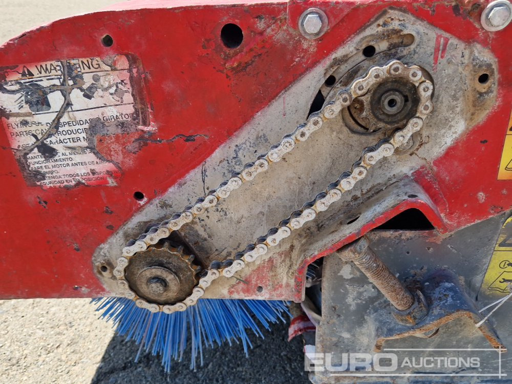 Bobcat 60 SWEEPER - Lampiran untuk Skid steer: gambar 5 Bobcat 60 SWEEPER - Lampiran untuk Skid steer: gambar 5