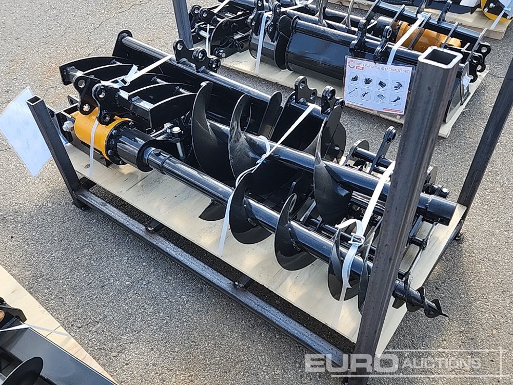 Unused 2025 Captok QTY (8 of) Rake, Ripper, Graber,12" Auger, 16" Auger, 8" Narrow bucket, 24" Bucekt, 32" Bucket To Suit Excavator - Lampiran untuk Ekskavator: gambar 1 Unused 2025 Captok QTY (8 of) Rake, Ripper, Graber,12" Auger, 16" Auger, 8" Narrow bucket, 24" Bucekt, 32" Bucket To Suit Excavator - Lampiran untuk Ekskavator: gambar 1