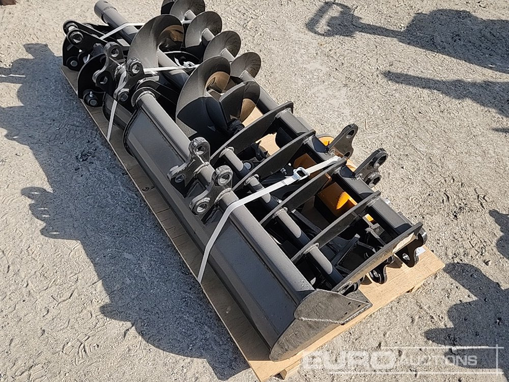 Unused 2025 Captok QTY (8 of) Rake, Ripper, Graber,12" Auger, 16" Auger, 8" Narrow bucket, 24" Bucekt, 32" Bucket To Suit Excavator - Lampiran untuk Ekskavator: gambar 4 Unused 2025 Captok QTY (8 of) Rake, Ripper, Graber,12" Auger, 16" Auger, 8" Narrow bucket, 24" Bucekt, 32" Bucket To Suit Excavator - Lampiran untuk Ekskavator: gambar 4