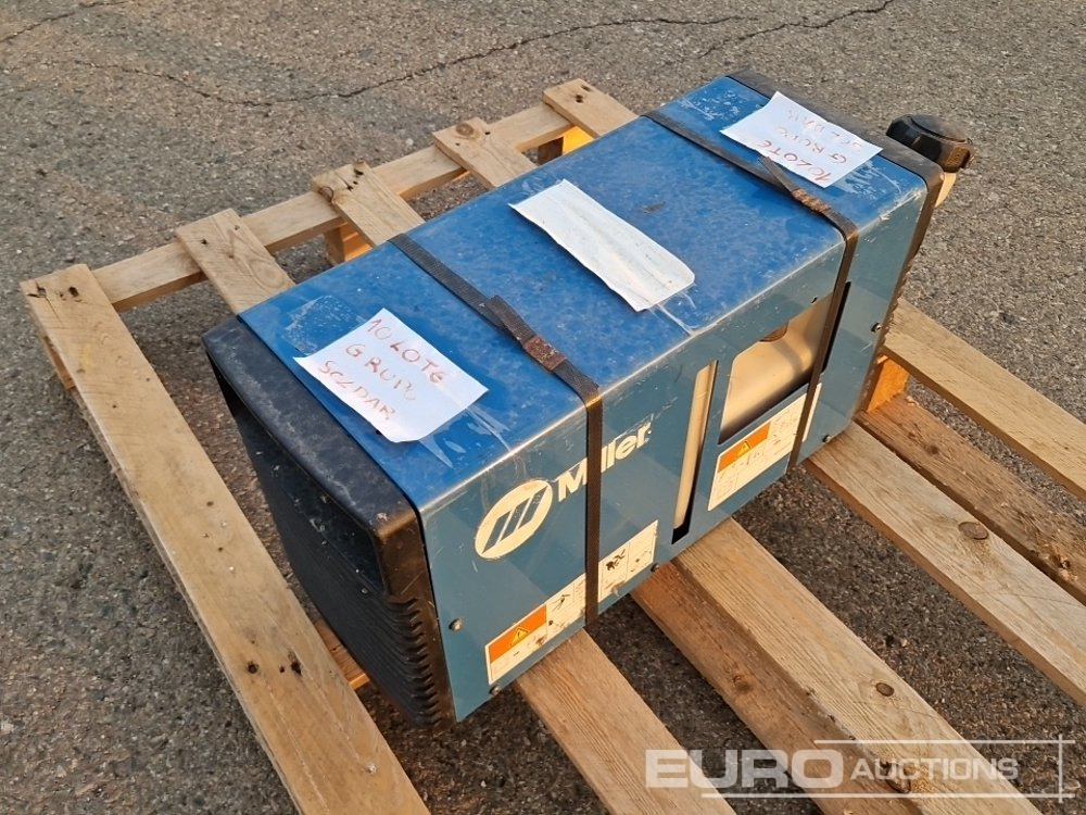 Miller Welding Machine (Incomplete) - Membangun inventaris: gambar 3 Miller Welding Machine (Incomplete) - Membangun inventaris: gambar 3