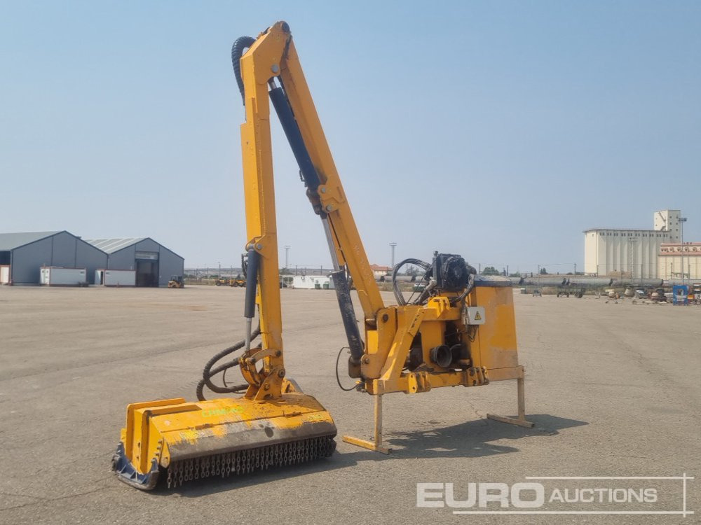 Osmaq PTO Driven Hedge Trimmer, Joystick Controls - Peralatan pertanian: gambar 1 Osmaq PTO Driven Hedge Trimmer, Joystick Controls - Peralatan pertanian: gambar 1