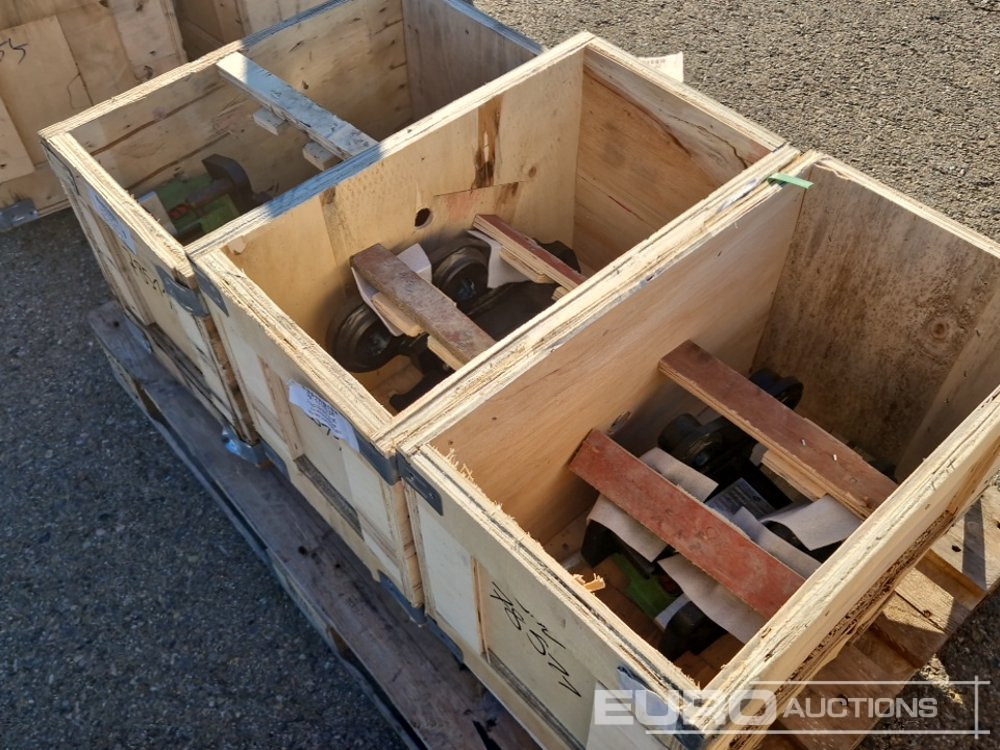 QC35/40H3LE Quick Coupler to Suit Kubota U35 (S/Ns 955929,959074) (2 of), QR40-1-69-NC Quick Coupler to Suit Kubota KX71 (S/N 1114430), QR30M1-5945 Quick Coupler to Suit CAT 301.5 (S/Ns 1120880), QR3 - Membangun inventaris: gambar 3 QC35/40H3LE Quick Coupler to Suit Kubota U35 (S/Ns 955929,959074) (2 of), QR40-1-69-NC Quick Coupler to Suit Kubota KX71 (S/N 1114430), QR30M1-5945 Quick Coupler to Suit CAT 301.5 (S/Ns 1120880), QR3 - Membangun inventaris: gambar 3