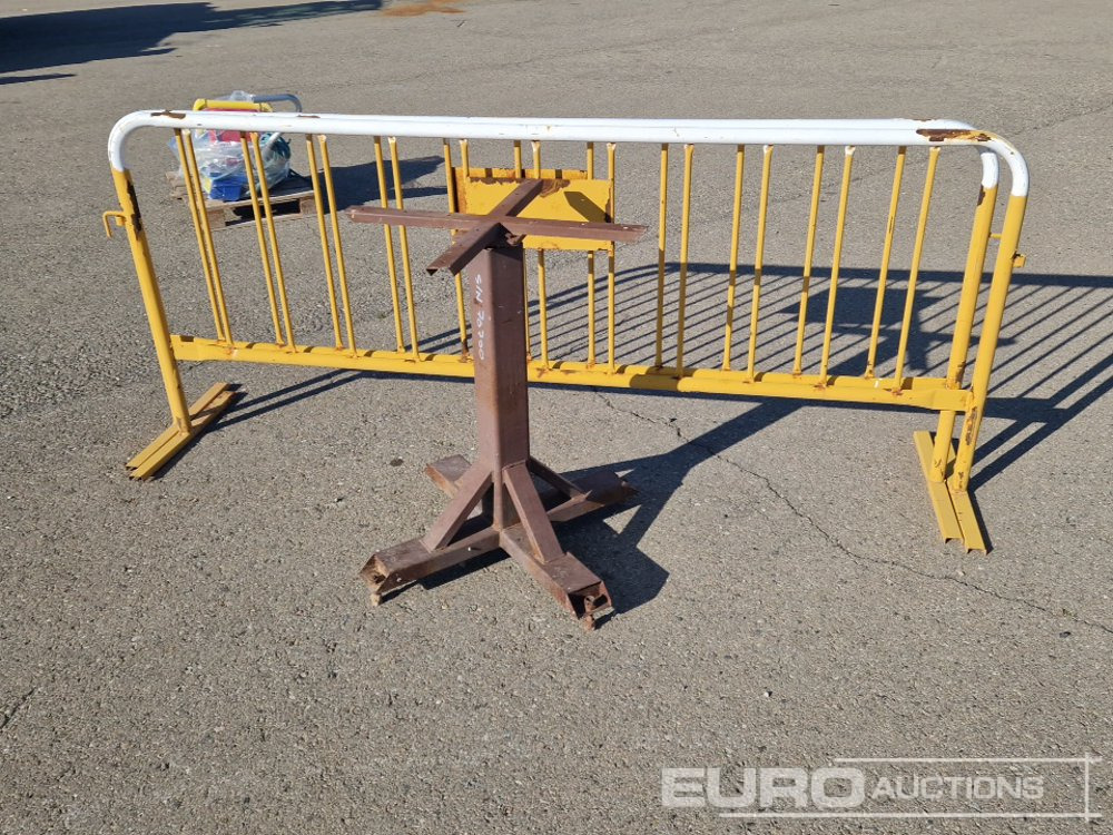 Rotating Table Stand, Fence Panel (2 of) - Membangun inventaris: gambar 3 Rotating Table Stand, Fence Panel (2 of) - Membangun inventaris: gambar 3