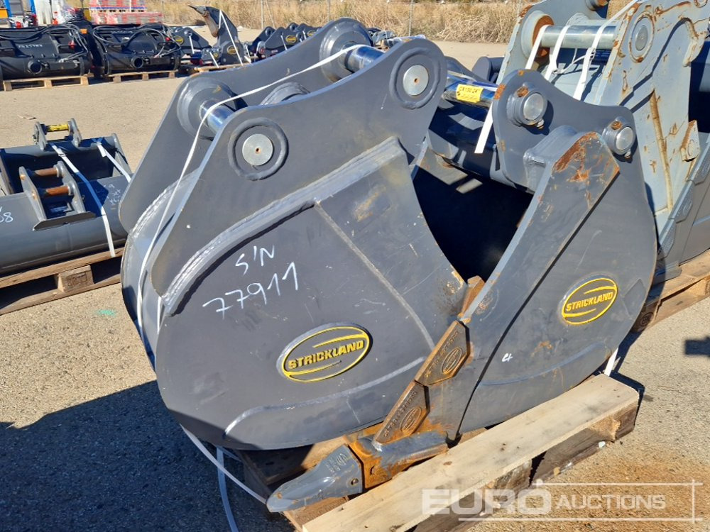 Strickland BT13 - Ember: gambar 1 Strickland BT13 - Ember: gambar 1