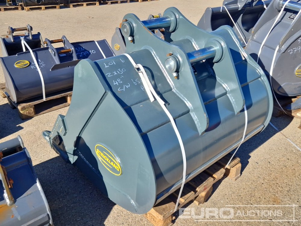 Strickland BT13 - Ember: gambar 3 Strickland BT13 - Ember: gambar 3