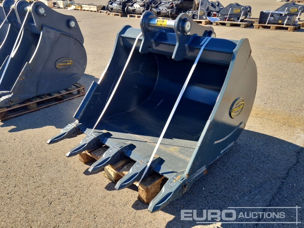 Strickland BT13 - Ember: gambar 1 Strickland BT13 - Ember: gambar 1