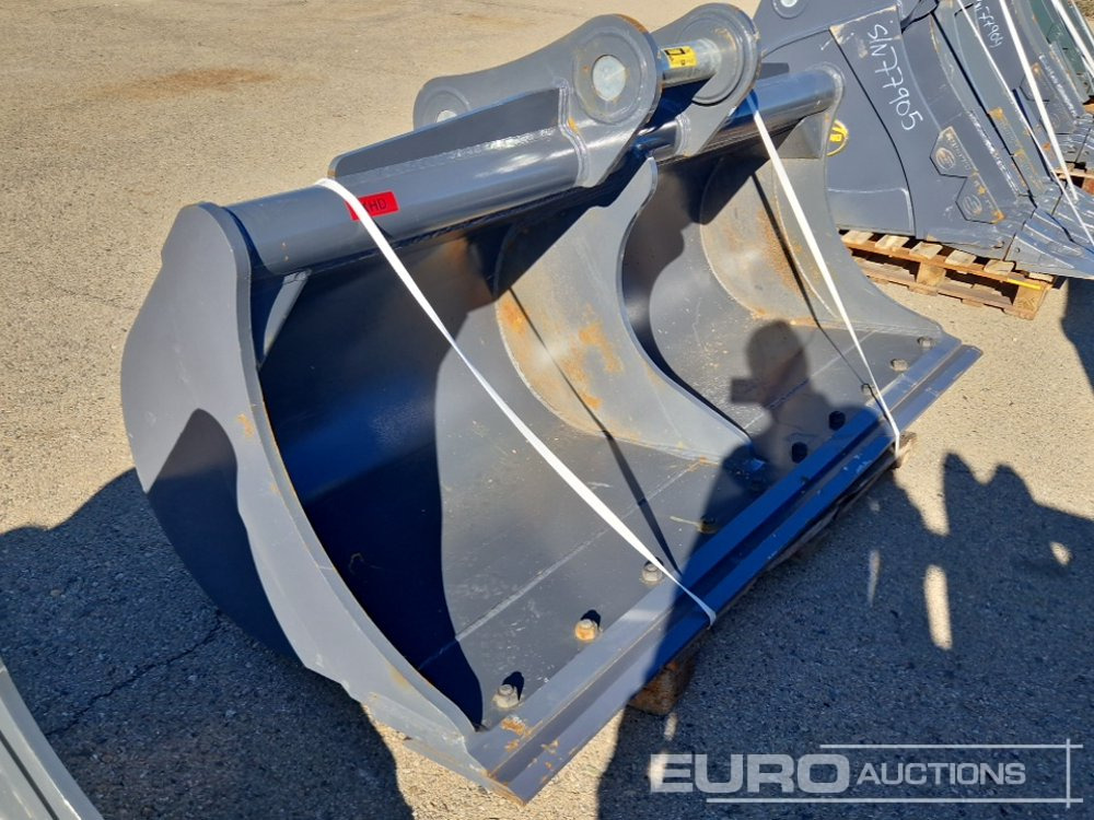 Strickland BT21 - Ember: gambar 3 Strickland BT21 - Ember: gambar 3