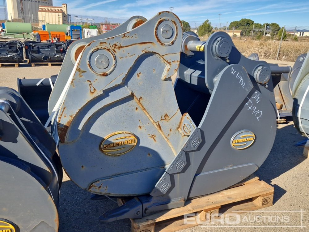 Strickland BT21T - Ember: gambar 1 Strickland BT21T - Ember: gambar 1