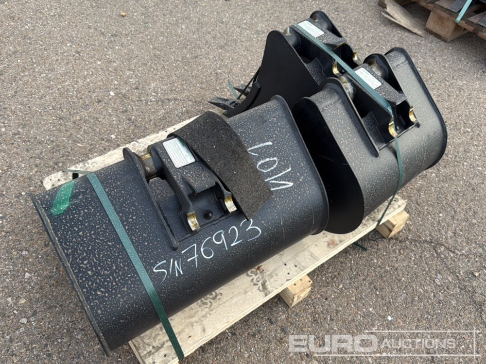Unused Häner Bucket Package HTL160-Morin-M0 24" (600mm) Tilt Ditch Bucket S/N20250272, Digging Buckets HTL120-Morin-M0 12" (250mm) S/N20250210 and HTL140-Morin-M0 24" (600mm) to suit 1-2,5 ton mini ex - Ember: gambar 3 Unused Häner Bucket Package HTL160-Morin-M0 24" (600mm) Tilt Ditch Bucket S/N20250272, Digging Buckets HTL120-Morin-M0 12" (250mm) S/N20250210 and HTL140-Morin-M0 24" (600mm) to suit 1-2,5 ton mini ex - Ember: gambar 3
