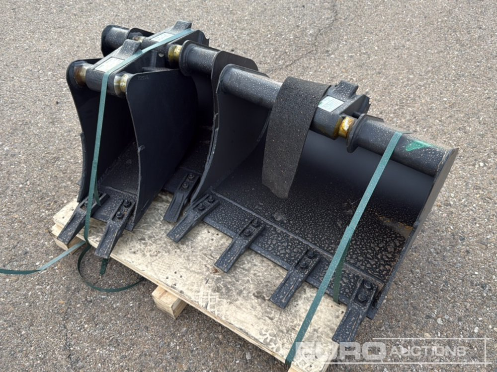 Unused Häner Bucket Package HTL160-Morin-M0 24" (600mm) Tilt Ditch Bucket S/N20250272, Digging Buckets HTL120-Morin-M0 12" (250mm) S/N20250210 and HTL140-Morin-M0 24" (600mm) to suit 1-2,5 ton mini ex - Ember: gambar 2 Unused Häner Bucket Package HTL160-Morin-M0 24" (600mm) Tilt Ditch Bucket S/N20250272, Digging Buckets HTL120-Morin-M0 12" (250mm) S/N20250210 and HTL140-Morin-M0 24" (600mm) to suit 1-2,5 ton mini ex - Ember: gambar 2