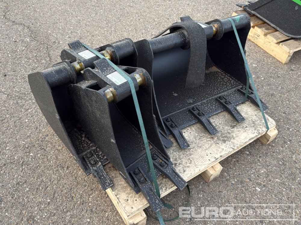Unused Häner Bucket Package HTL160-Morin-M0 24" (600mm) Tilt Ditch Bucket S/N20250272, Digging Buckets HTL120-Morin-M0 12" (250mm) S/N20250210 and HTL140-Morin-M0 24" (600mm) to suit 1-2,5 ton mini ex - Ember: gambar 1 Unused Häner Bucket Package HTL160-Morin-M0 24" (600mm) Tilt Ditch Bucket S/N20250272, Digging Buckets HTL120-Morin-M0 12" (250mm) S/N20250210 and HTL140-Morin-M0 24" (600mm) to suit 1-2,5 ton mini ex - Ember: gambar 1
