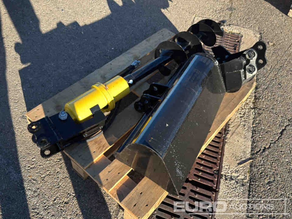 Unused Set of Auger, 800mm Cleaning Bucket, 200mm Digging Bucket to suit JPC Excavator / Conjunto Ahoyador y Cazos - Ember: gambar 4 Unused Set of Auger, 800mm Cleaning Bucket, 200mm Digging Bucket to suit JPC Excavator / Conjunto Ahoyador y Cazos - Ember: gambar 4