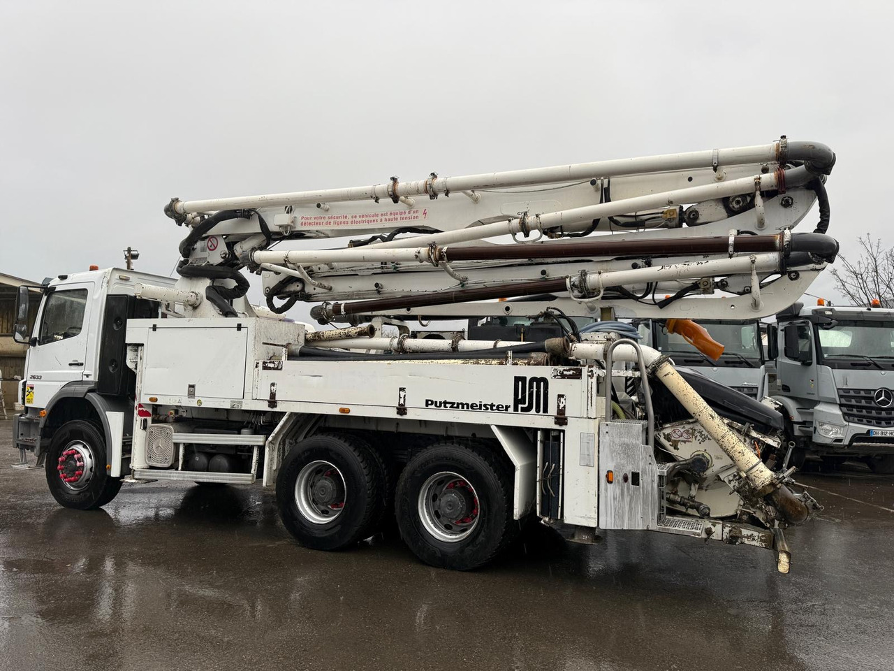 Camion pompe à béton 816-EQD-91 - Truk pompa beton: gambar 4 Camion pompe à béton 816-EQD-91 - Truk pompa beton: gambar 4