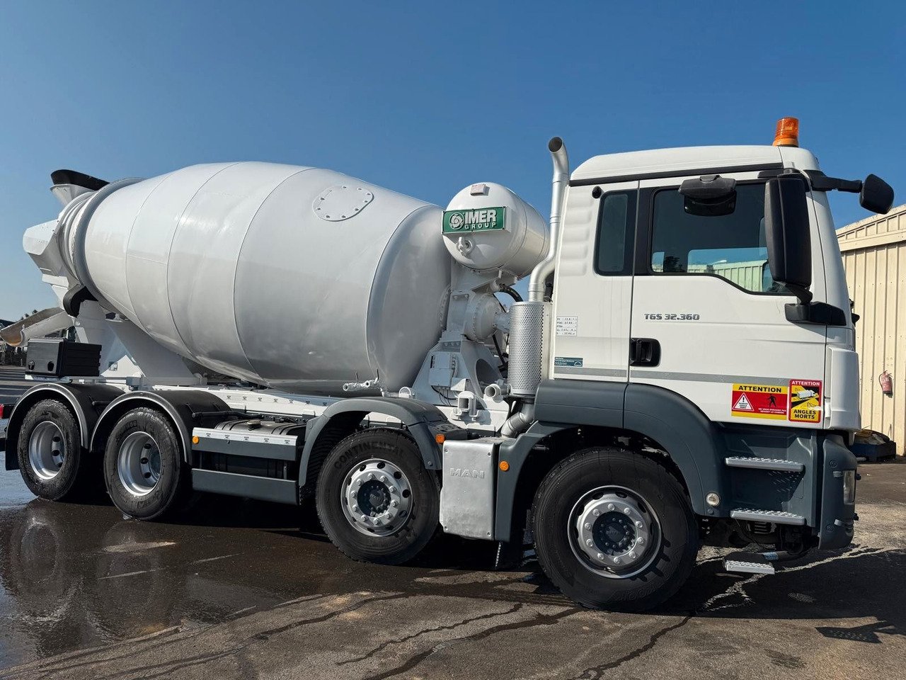 MAN TGS 32.360 - Truk pengaduk beton: gambar 2 MAN TGS 32.360 - Truk pengaduk beton: gambar 2