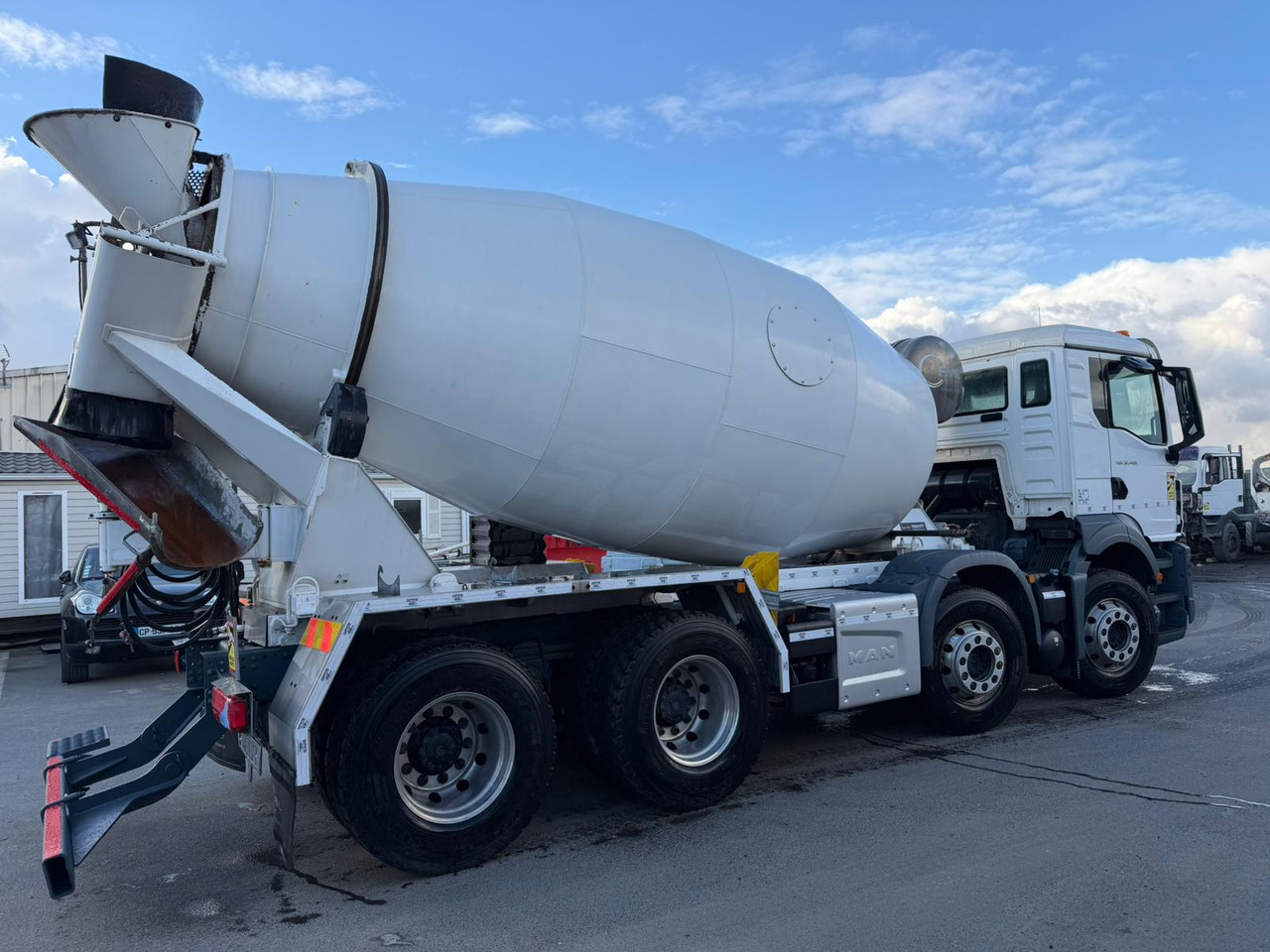 Camion béton MAN TGS 32.400 GQ-872-LT - Peralatan lainnya: gambar 5 Camion béton MAN TGS 32.400 GQ-872-LT - Peralatan lainnya: gambar 5