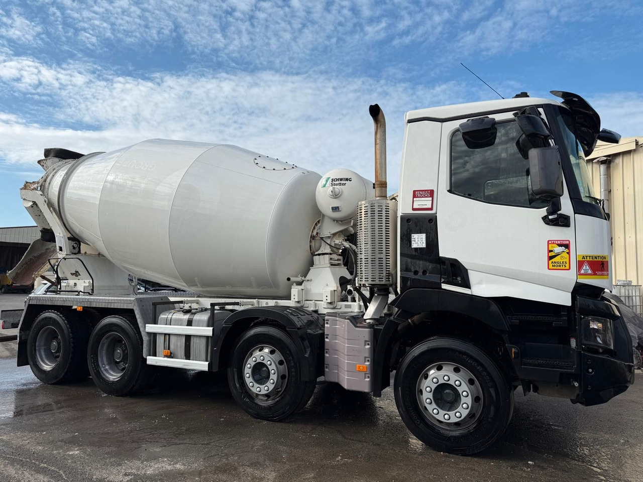 Renault C380 - Truk pengaduk beton: gambar 2 Renault C380 - Truk pengaduk beton: gambar 2