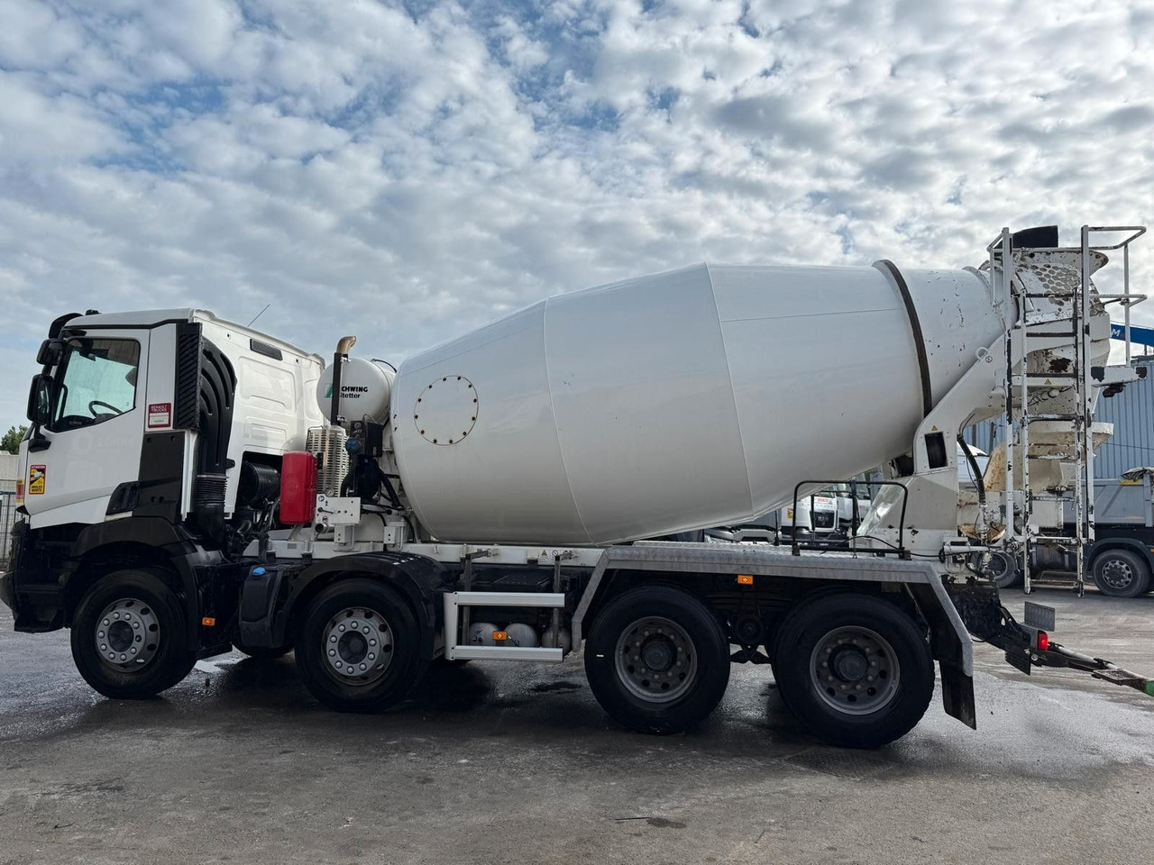 Renault C380 - Truk pengaduk beton: gambar 5 Renault C380 - Truk pengaduk beton: gambar 5