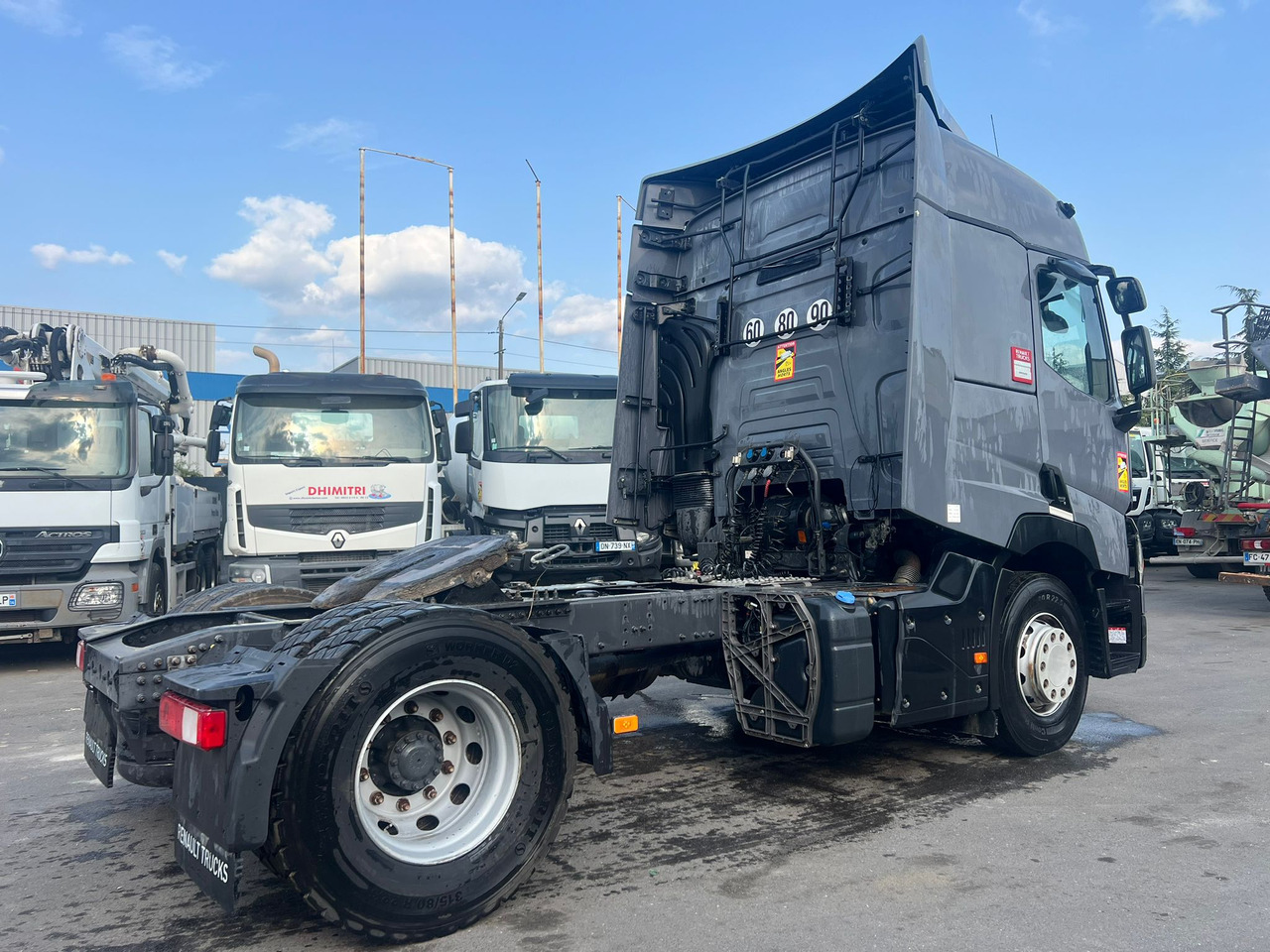 Tracteur Renault DR-612-TF - Tractor head: gambar 5 Tracteur Renault DR-612-TF - Tractor head: gambar 5