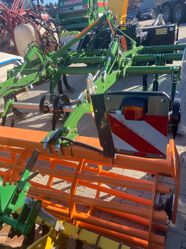 Amazone Cenio 3000 Special - Petani: gambar 1 Amazone Cenio 3000 Special - Petani: gambar 1