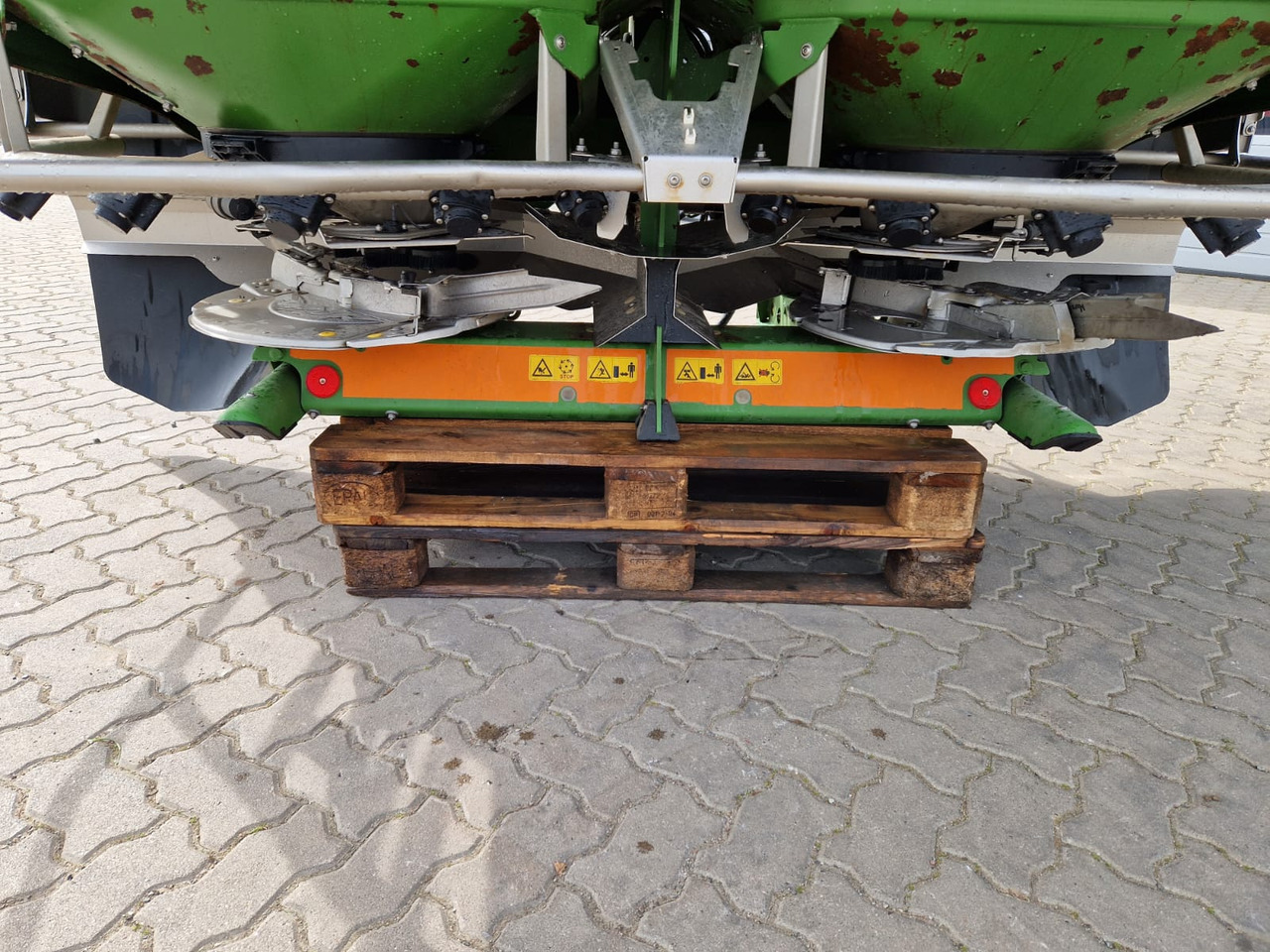 Amazone ZA-TS 2700 Profis Hydro - Penyebar pupuk: gambar 3 Amazone ZA-TS 2700 Profis Hydro - Penyebar pupuk: gambar 3