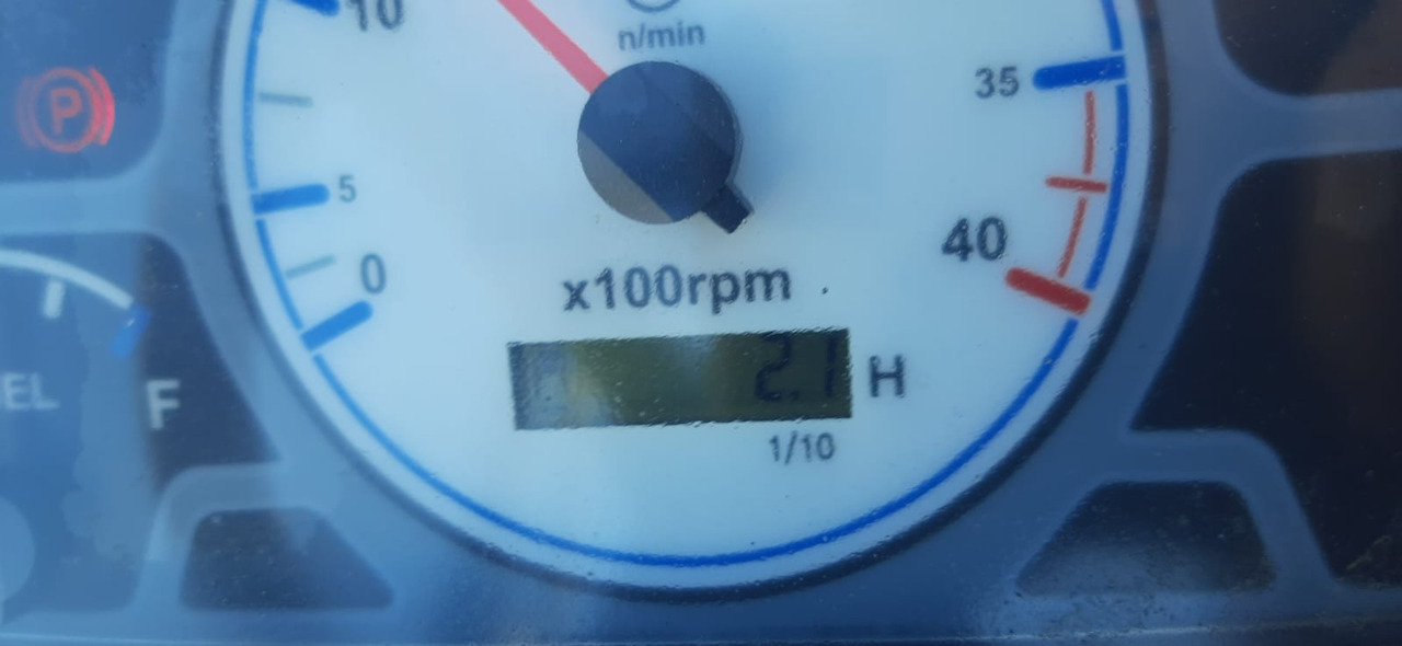 Branson 2505H - Traktor: gambar 2 Branson 2505H - Traktor: gambar 2