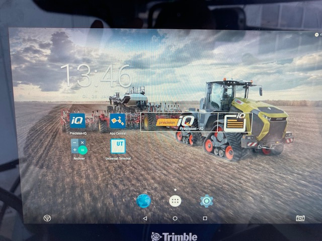 Claas Axion 830 - Traktor: gambar 4 Claas Axion 830 - Traktor: gambar 4