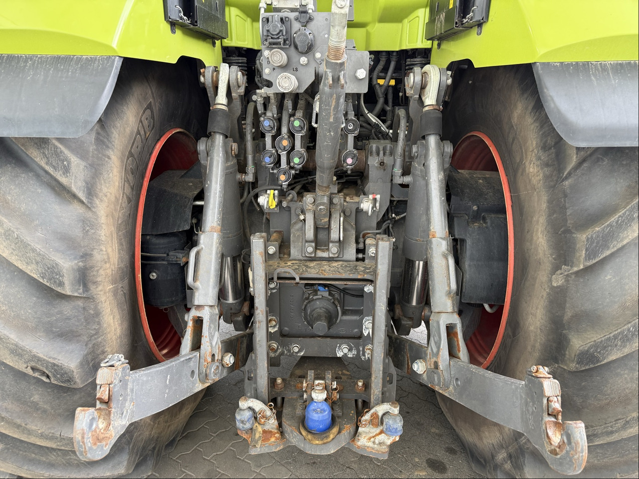 Claas Axion 960 - Traktor: gambar 2 Claas Axion 960 - Traktor: gambar 2