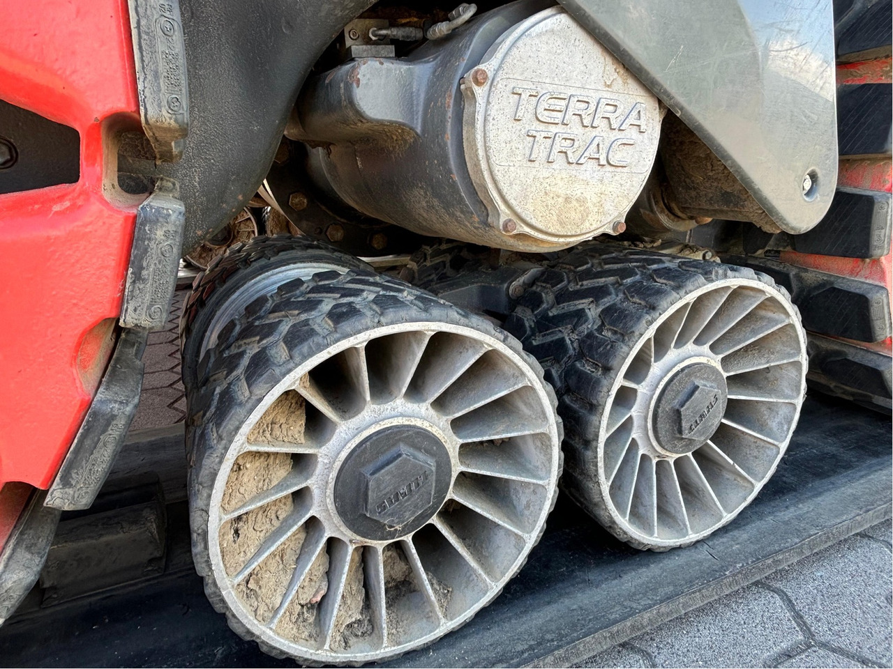 Claas Axion 960 TerraTrac - Traktor: gambar 2 Claas Axion 960 TerraTrac - Traktor: gambar 2