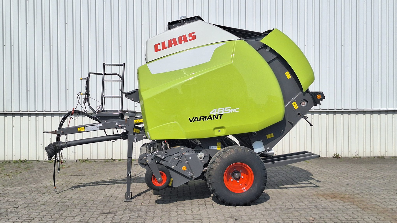 Claas Variant 485 RC - Peralatan untuk pembuatan jerami: gambar 1 Claas Variant 485 RC - Peralatan untuk pembuatan jerami: gambar 1