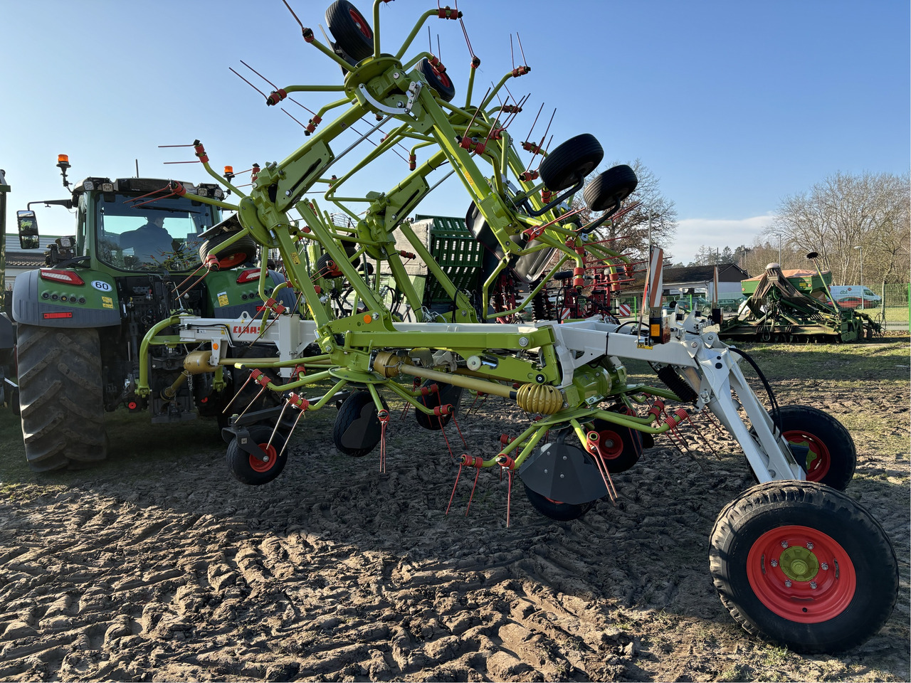 Claas Volto 1300 Wender - Tedder/ Menyapu: gambar 4 Claas Volto 1300 Wender - Tedder/ Menyapu: gambar 4