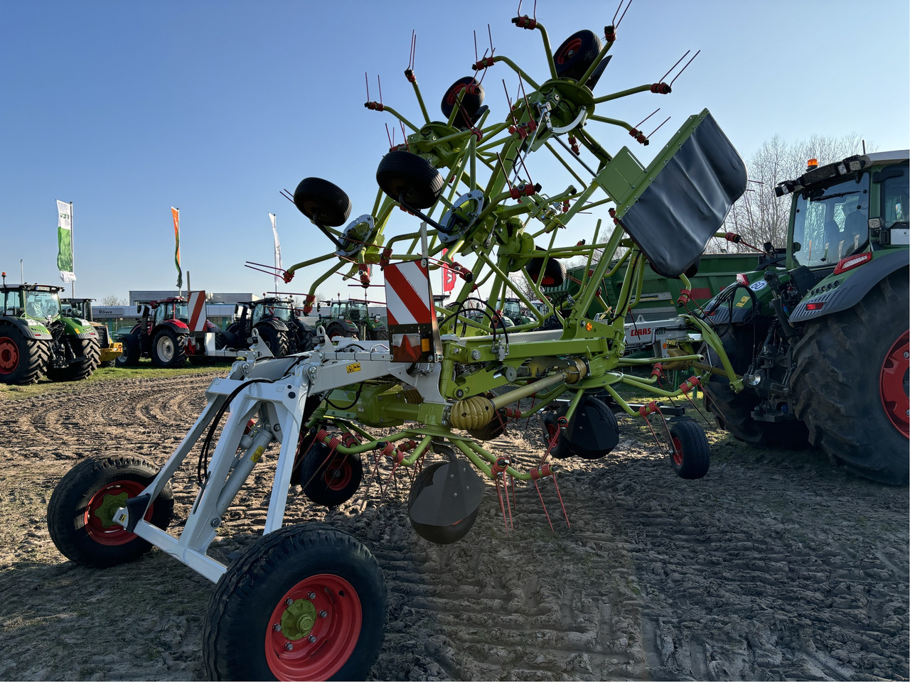 Claas Volto 1300 Wender - Tedder/ Menyapu: gambar 3 Claas Volto 1300 Wender - Tedder/ Menyapu: gambar 3
