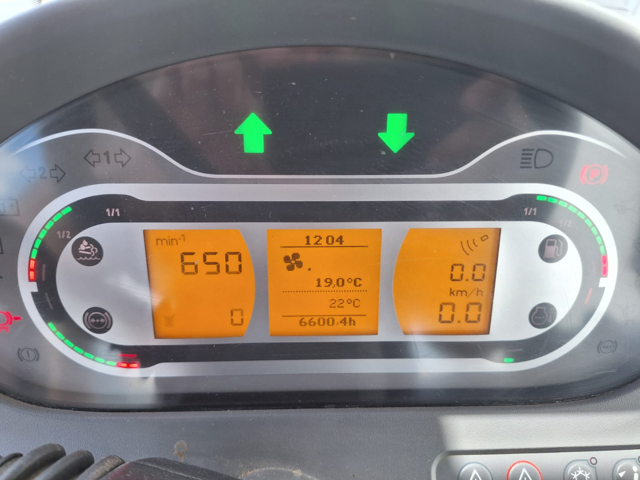 Fendt 1042 Vario S4 ProfiPlus - Traktor: gambar 2 Fendt 1042 Vario S4 ProfiPlus - Traktor: gambar 2