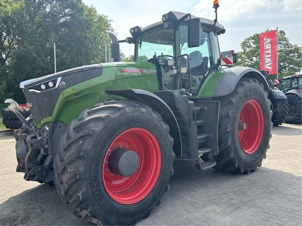 Fendt 1050 Vario Gen3 Profi - Traktor: gambar 1 Fendt 1050 Vario Gen3 Profi - Traktor: gambar 1