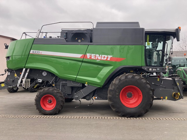 Fendt 6335C Stage 5 - Pemanen gabungan: gambar 1 Fendt 6335C Stage 5 - Pemanen gabungan: gambar 1
