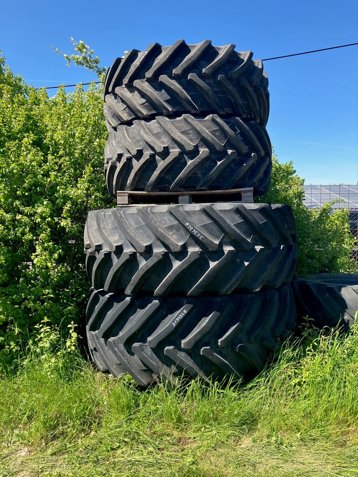 Fendt 650/60R38 750/70R44 - Roda/ Ban: gambar 1 Fendt 650/60R38 750/70R44 - Roda/ Ban: gambar 1