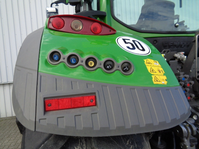 Traktor Fendt 720 Vario S4 Power: gambar 7